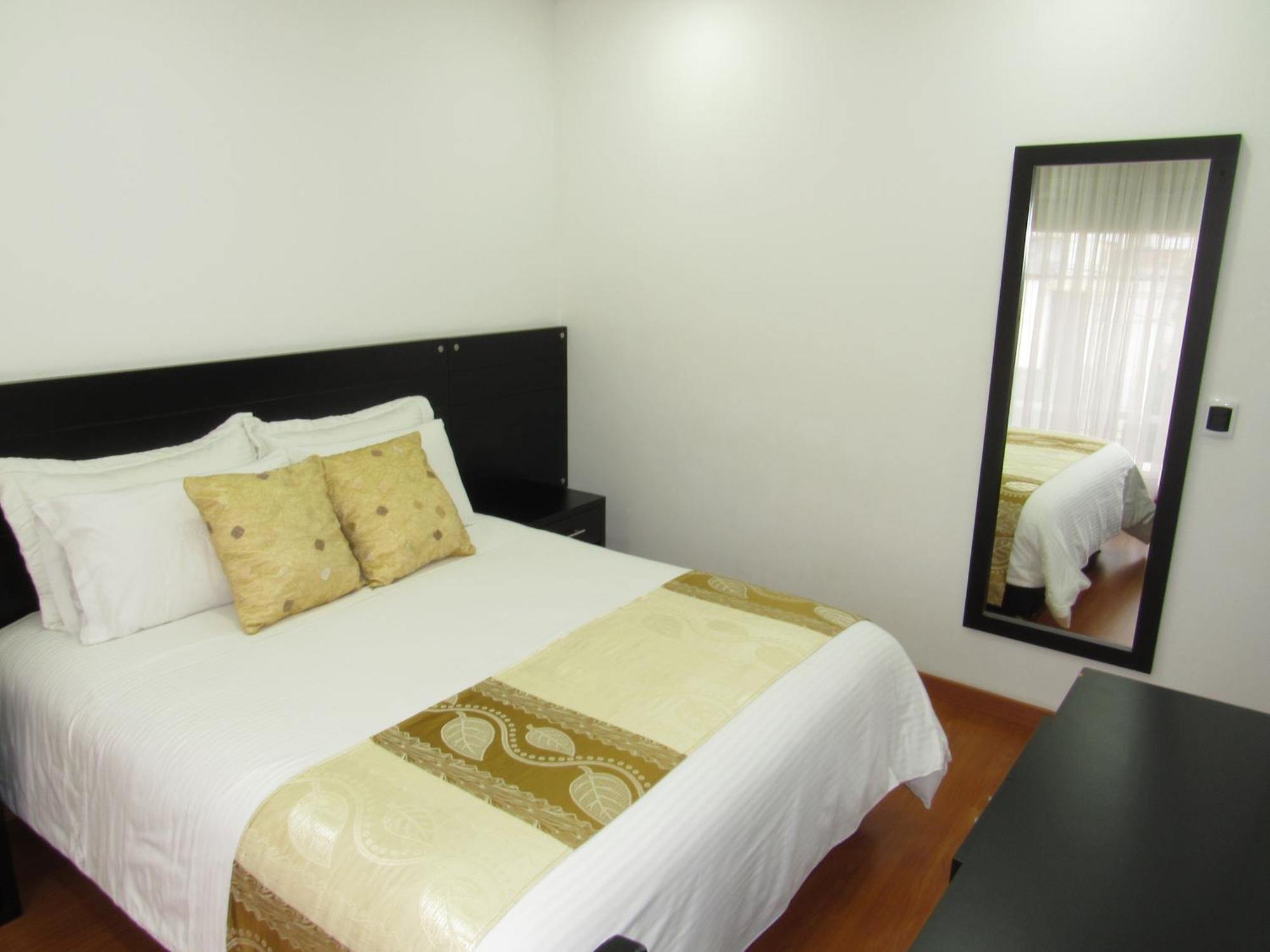 Hotel Palermo Suite Пасто Екстер'єр фото