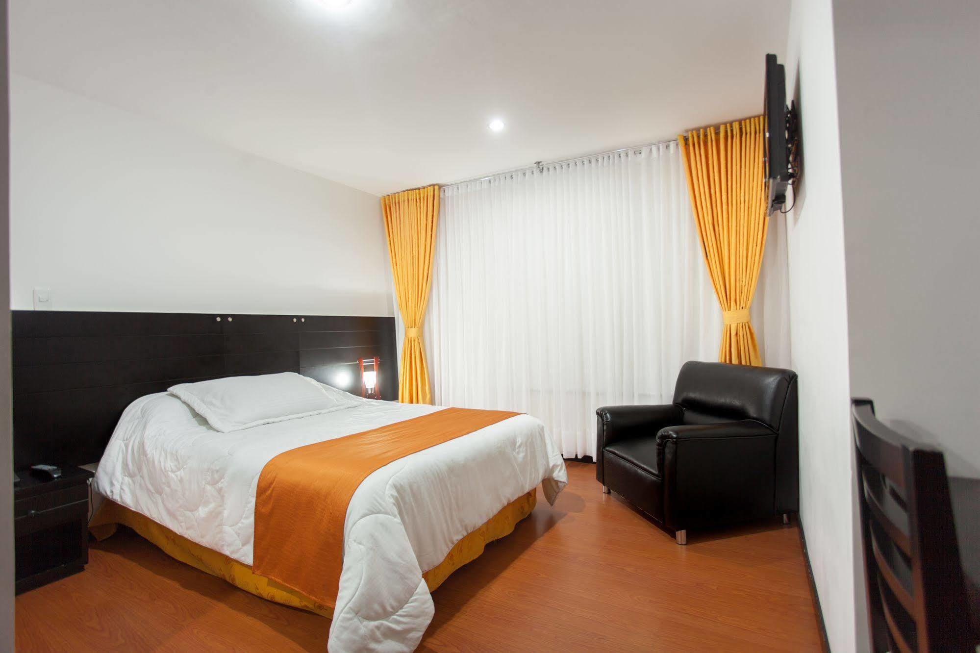 Hotel Palermo Suite Пасто Екстер'єр фото