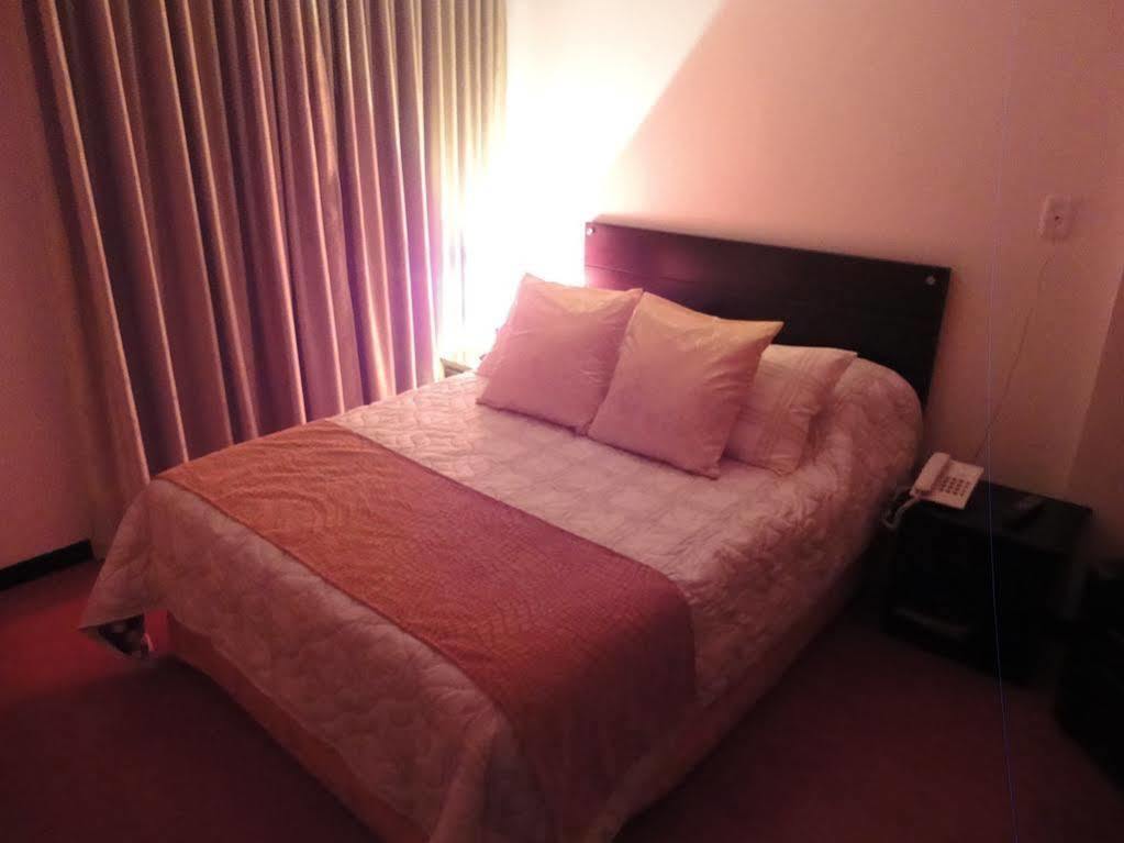Hotel Palermo Suite Пасто Екстер'єр фото